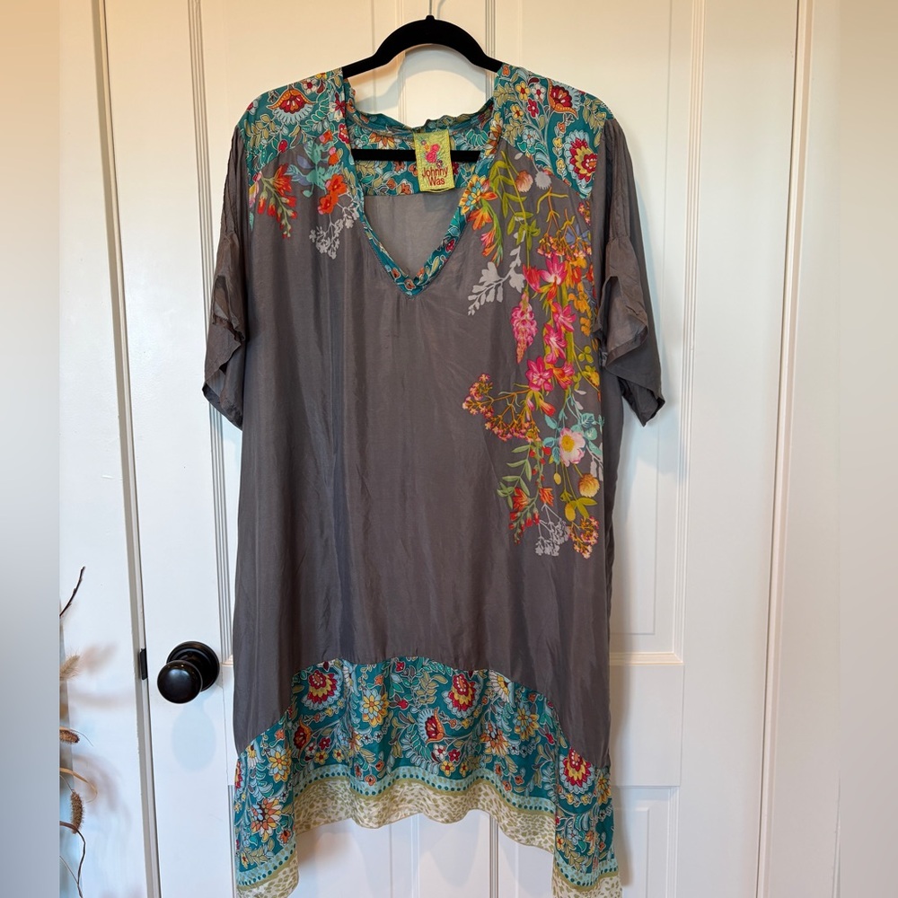 Johnny Was Boho Floral Embroidered V-Neck Tunic Top Dress- Gray/Turquoise